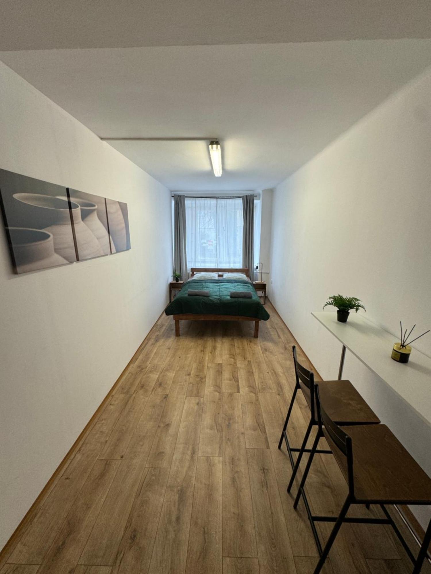 Nice Rooms In City Center Cracovia Exterior foto